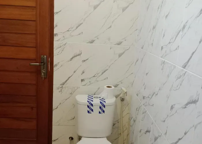 Injihar House アパート